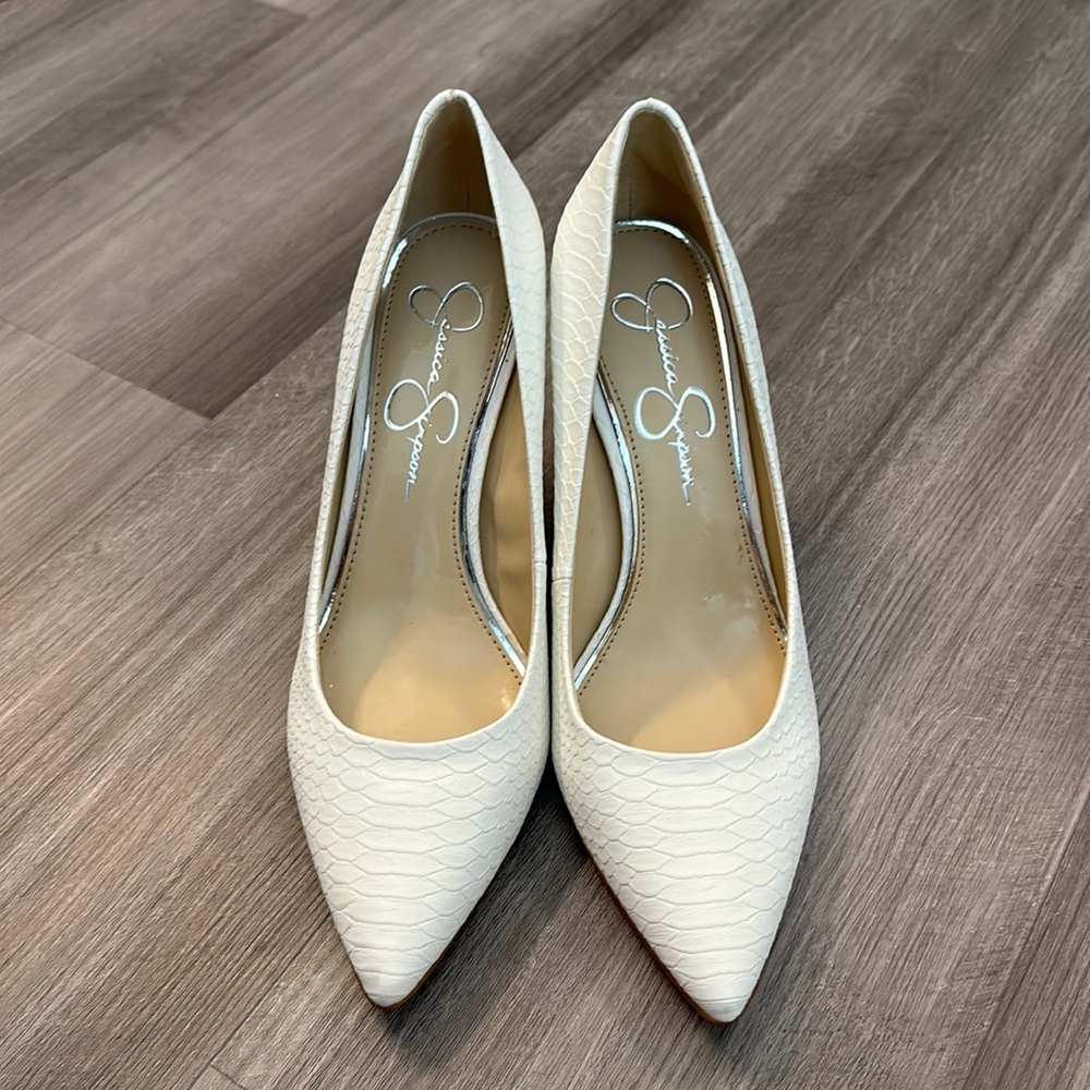 White Alligator Print Jessica Simpson Heels